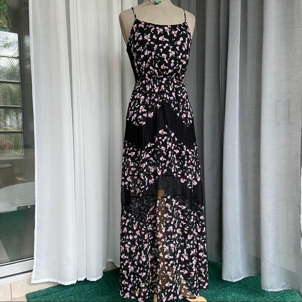 Candie’s Long Dress size M